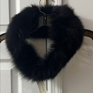 Talk of the Walk Luxurious Black Faux Fur Neck Wrap